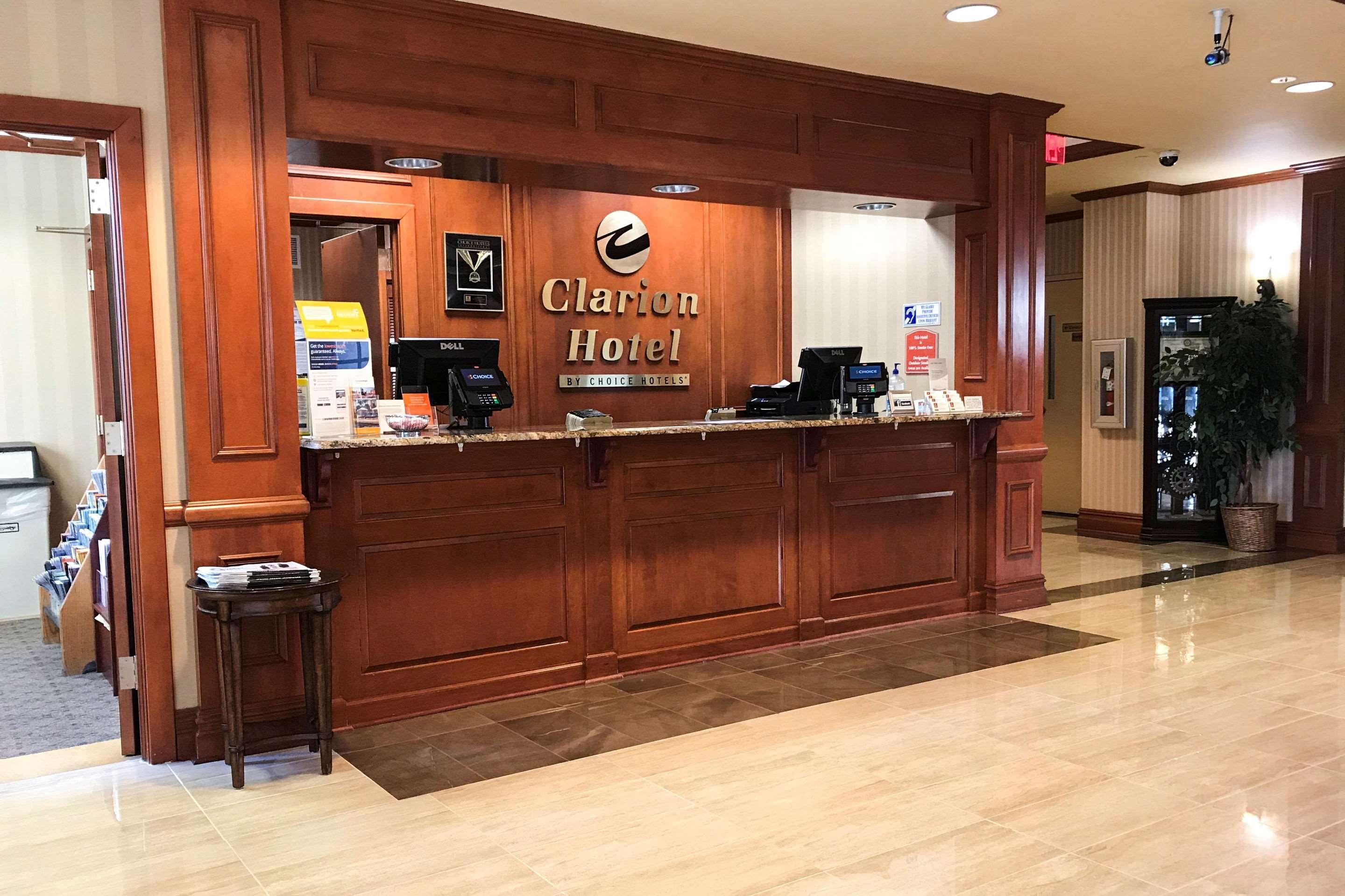 Clarion & Conference Center Hotel