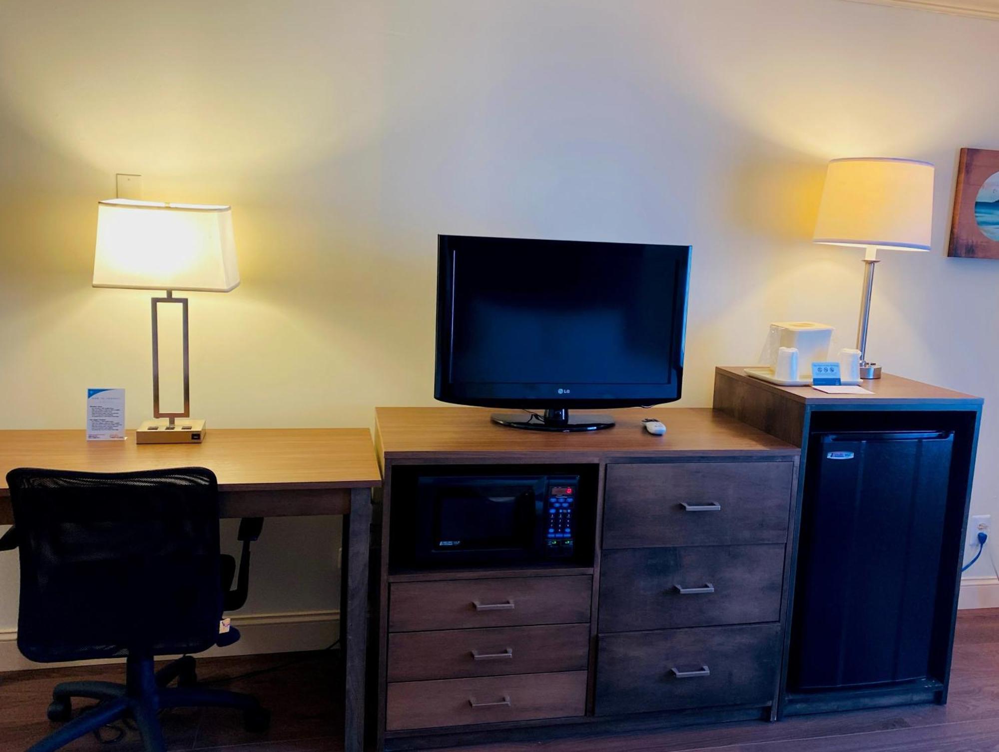 Clarion & Conference Center Hotel Toms River