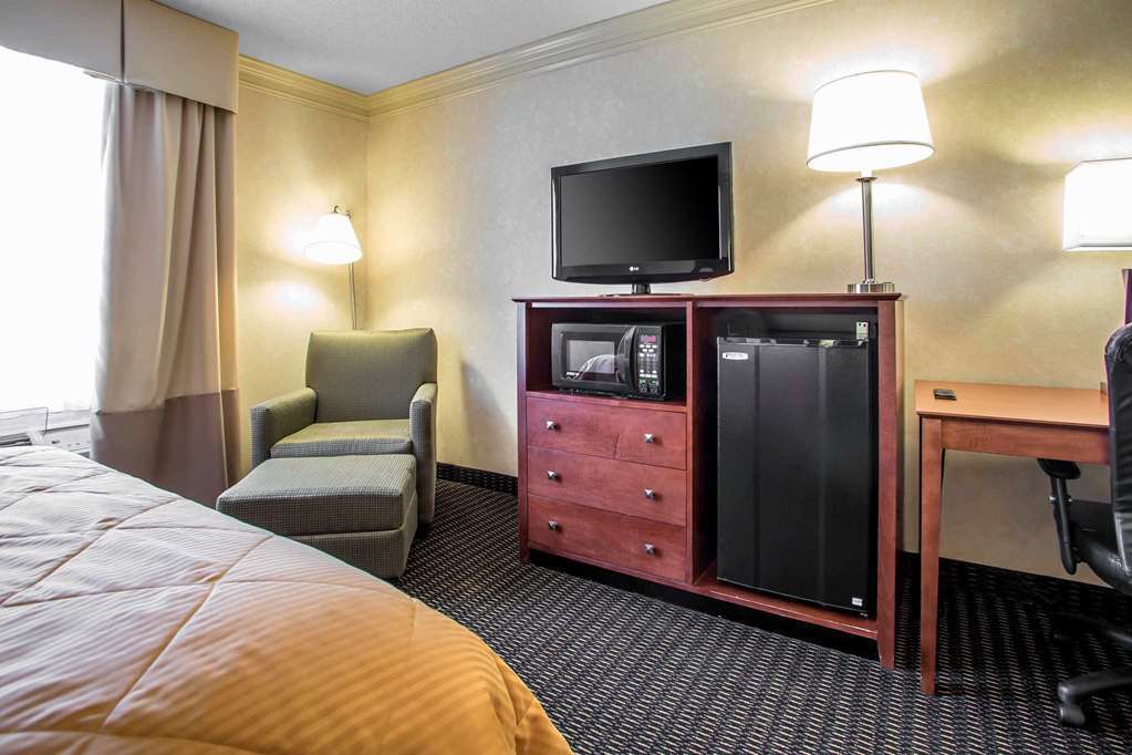 Clarion & Conference Center Toms River